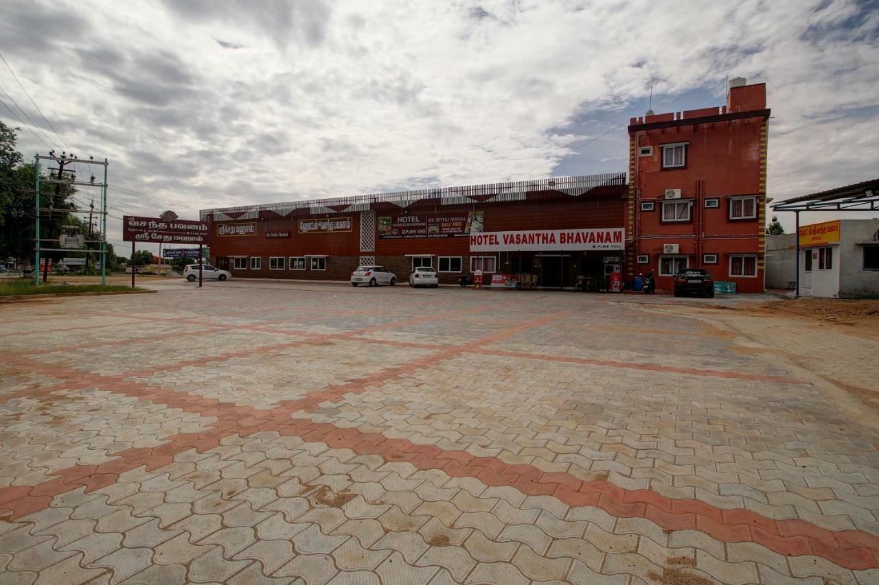 Oyo 42678 Hotel Vasantha Bhavanam Saver Coimbatore Extérieur photo